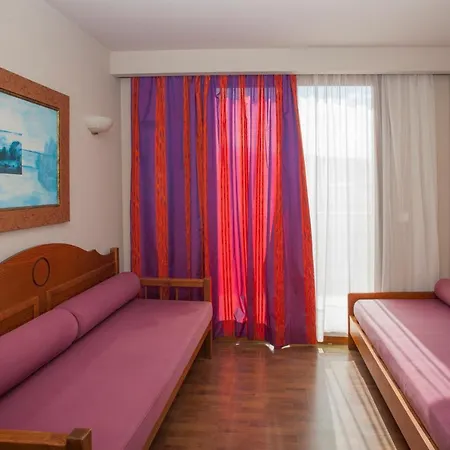 Apart-hotel Eleonora