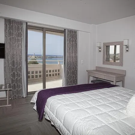 Eleonora Aparthotel 3*